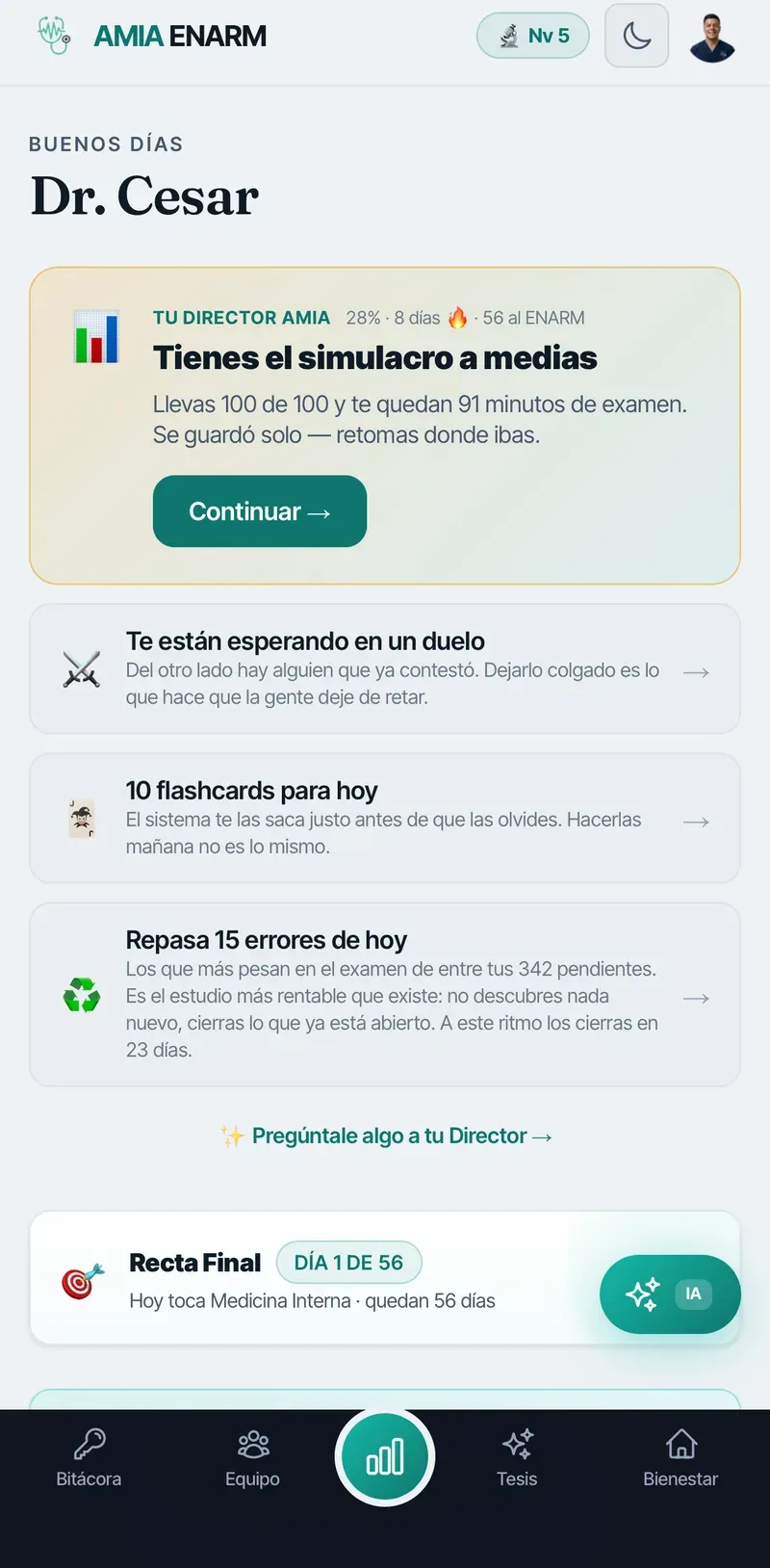 Pantalla de inicio de AMIA ENARM con el simulacro a medias, las flashcards del día y los errores por repasar.